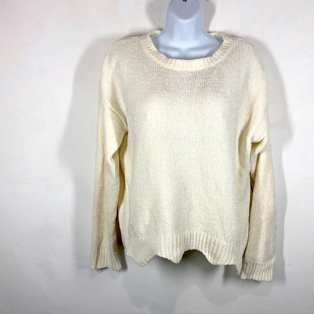 Love Tree cream super soft sweater size small - Picture 1 of 11